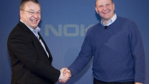 Stephen Elop e Steve Ballmer Stephen Elop e Steve Ballmer
