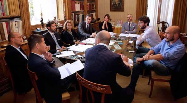 A Villa Trissino Marzotto le giurie hanno incontrato per i colloqui individuali i finalisti 2015. Il premio Marzotto ha diverse giurie, che si sono poi riunite per selezionare ciascuna i propri finalisti. Tutto si è deciso alcuni giorni fa.
