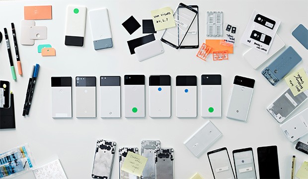 I prototipi dello smartphone Pixel 2 disegnati da Google prima di giungere al look definitivo